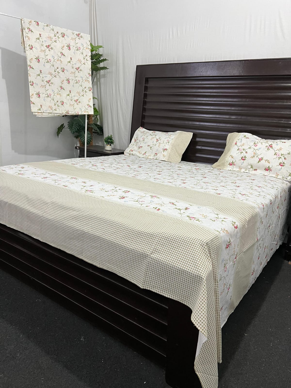 100% Pure Cotton Luxury Bedsheet – Soft, Breathable & Premium Quality