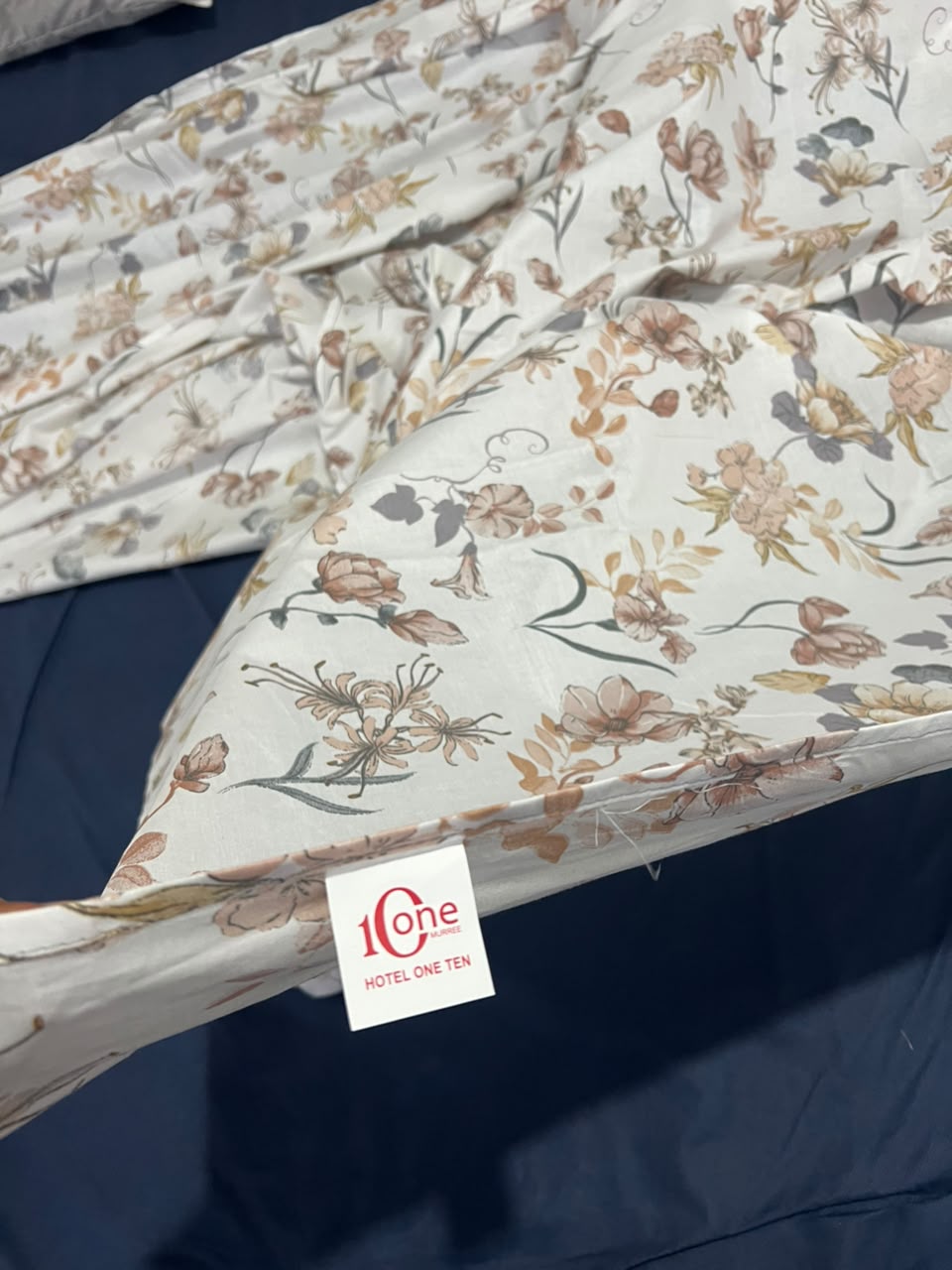 100% Pure Cotton Luxury Bedsheet – Soft, Breathable & Premium Quality