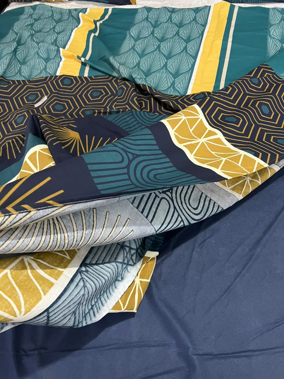 100% Pure Cotton Luxury Bedsheet – Soft, Breathable & Premium Quality