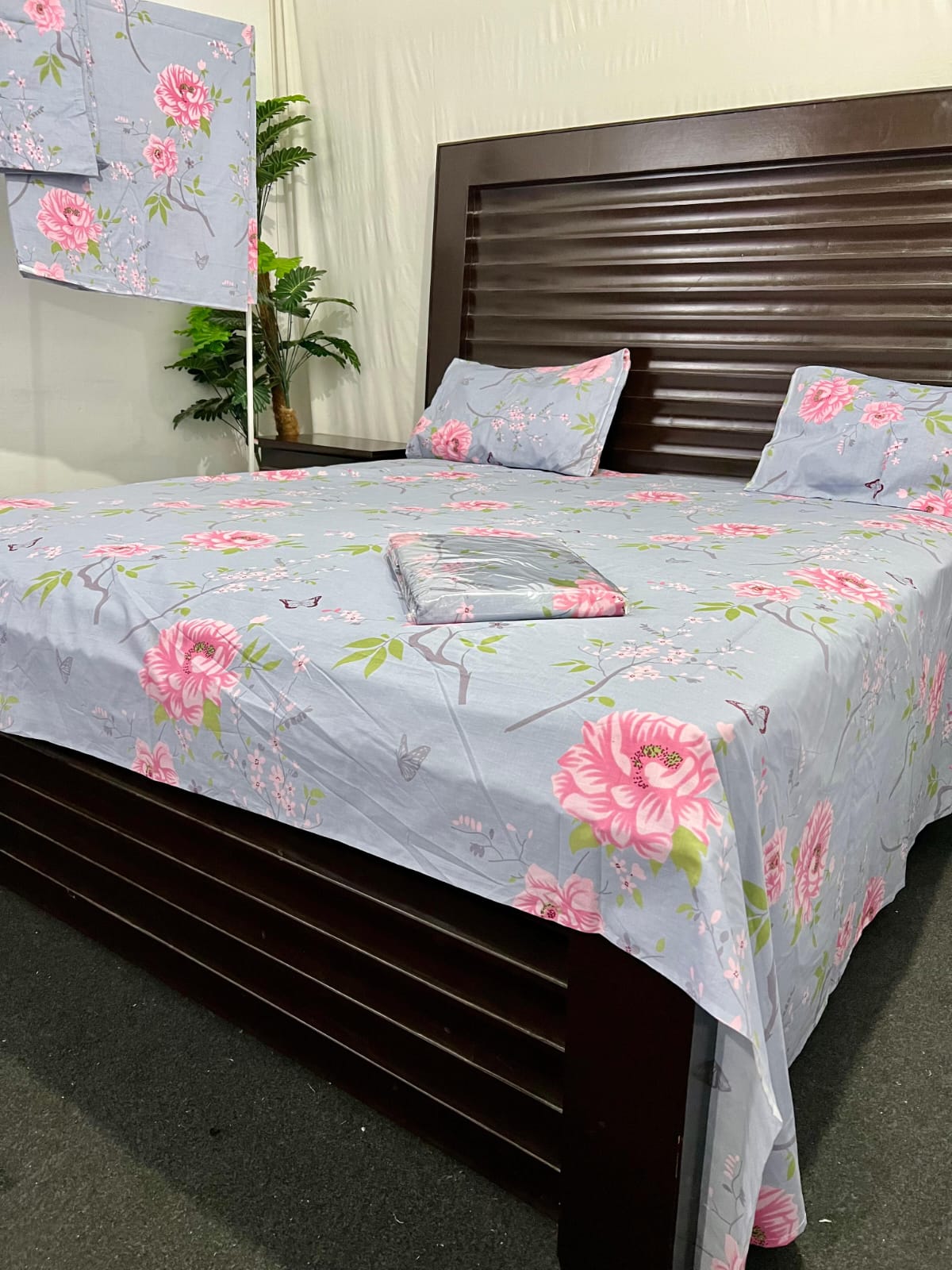 100% Pure Cotton Luxury Bedsheet – Soft, Breathable & Premium Quality