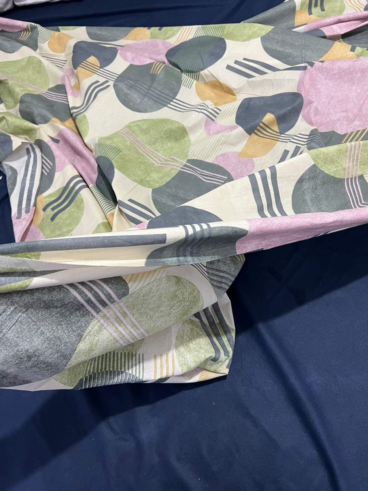 100% Pure Cotton Luxury Bedsheet – Soft, Breathable & Premium Quality